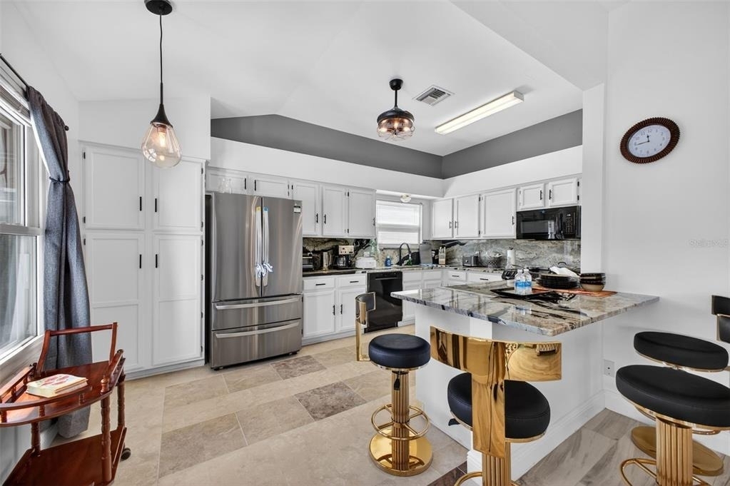 411 Del Mar Drive - Photo 17