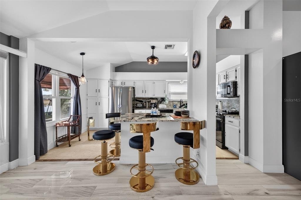 411 Del Mar Drive - Photo 16