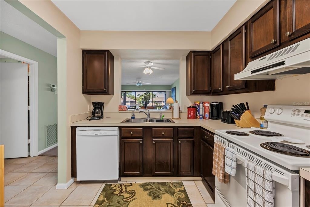 5205 Lake Village Drive - Photo 10