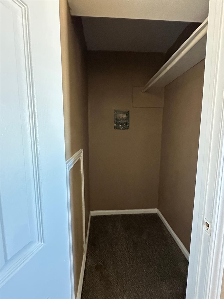 516 Holiday Drive - Photo 8