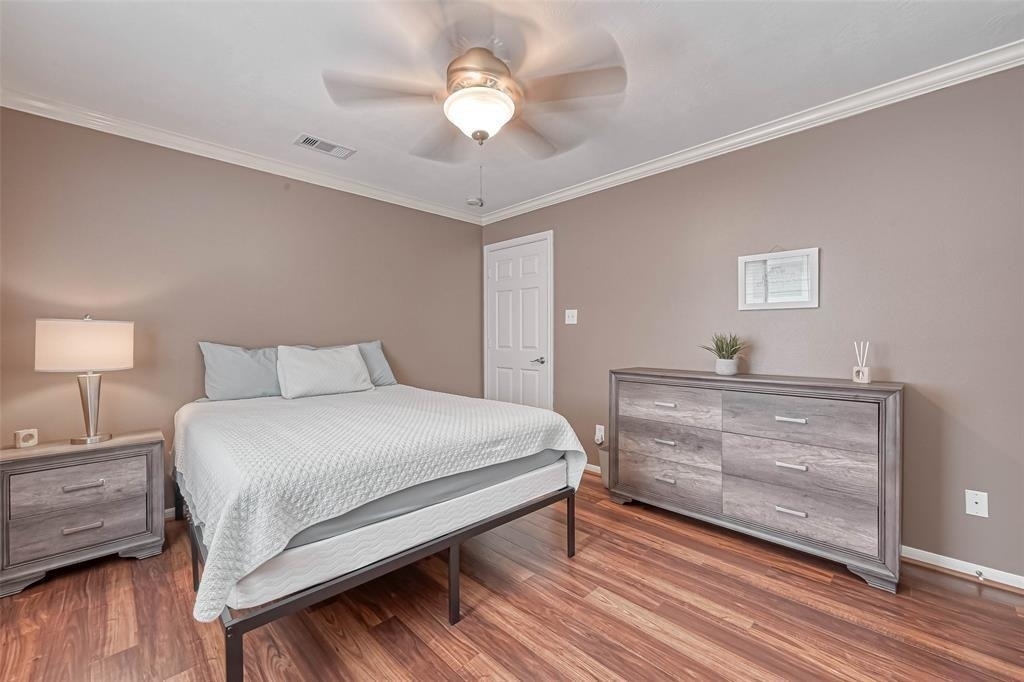 1204 Andrews Street - Photo 6