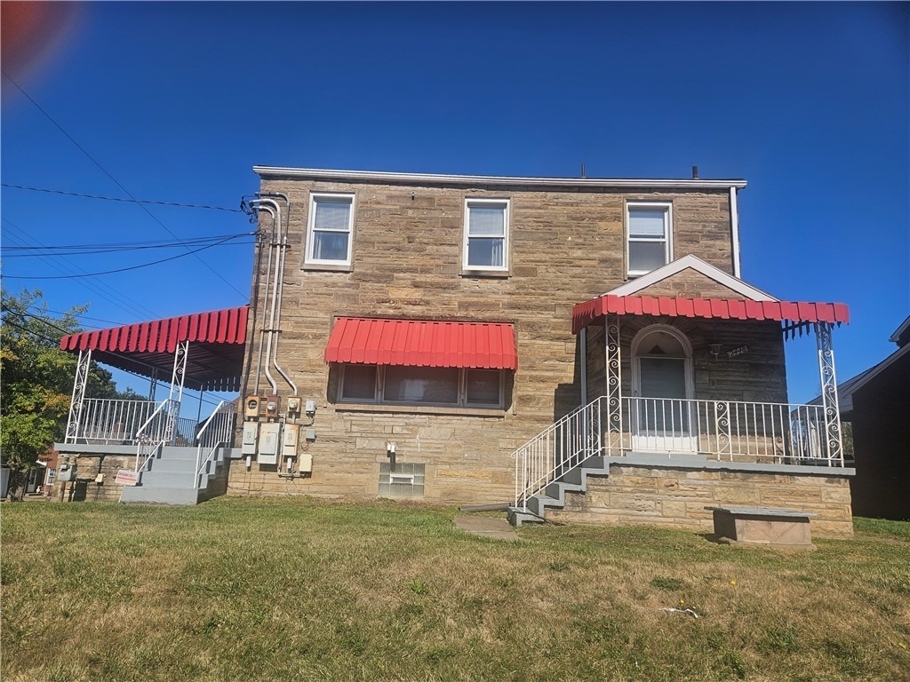 2448 Mill St - Photo 0