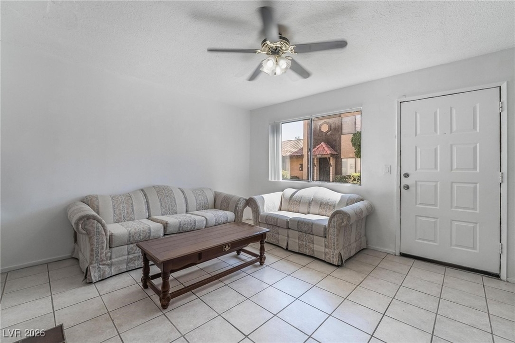 4302 Lynnann Drive - Photo 3
