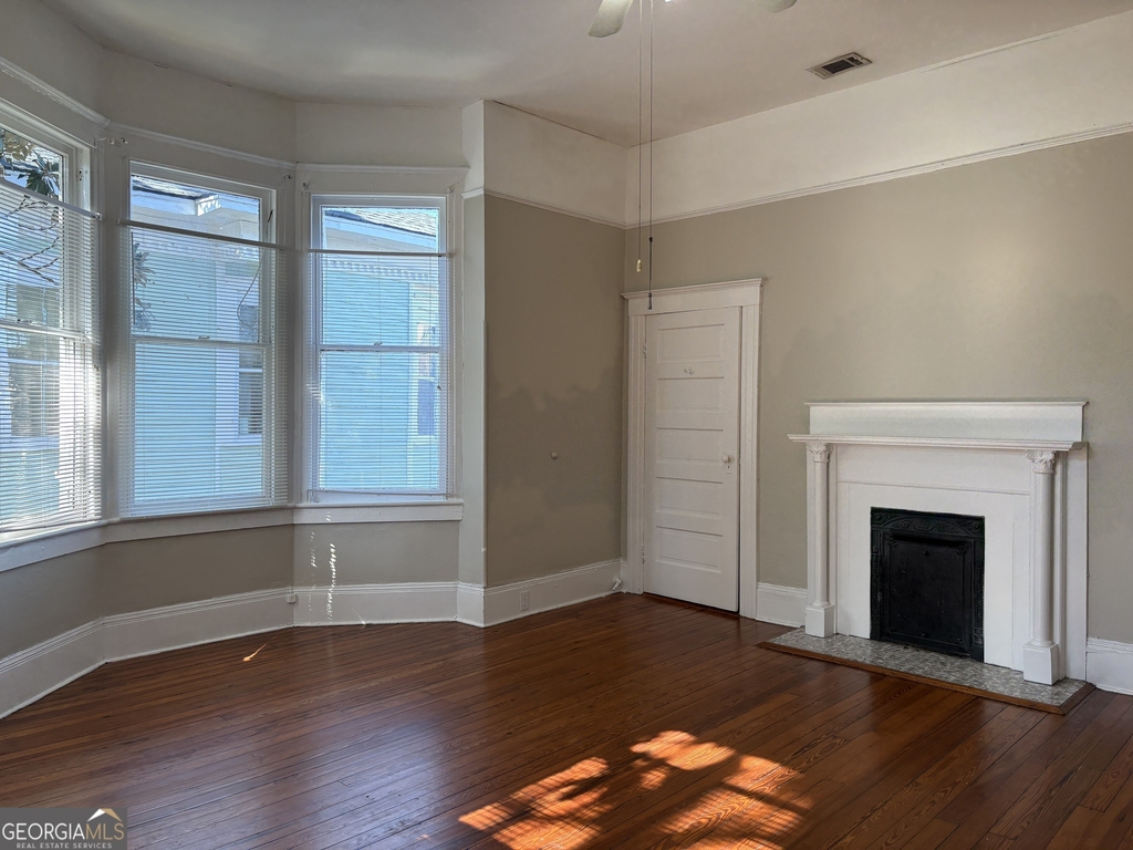 836 E Henry Street - Photo 16
