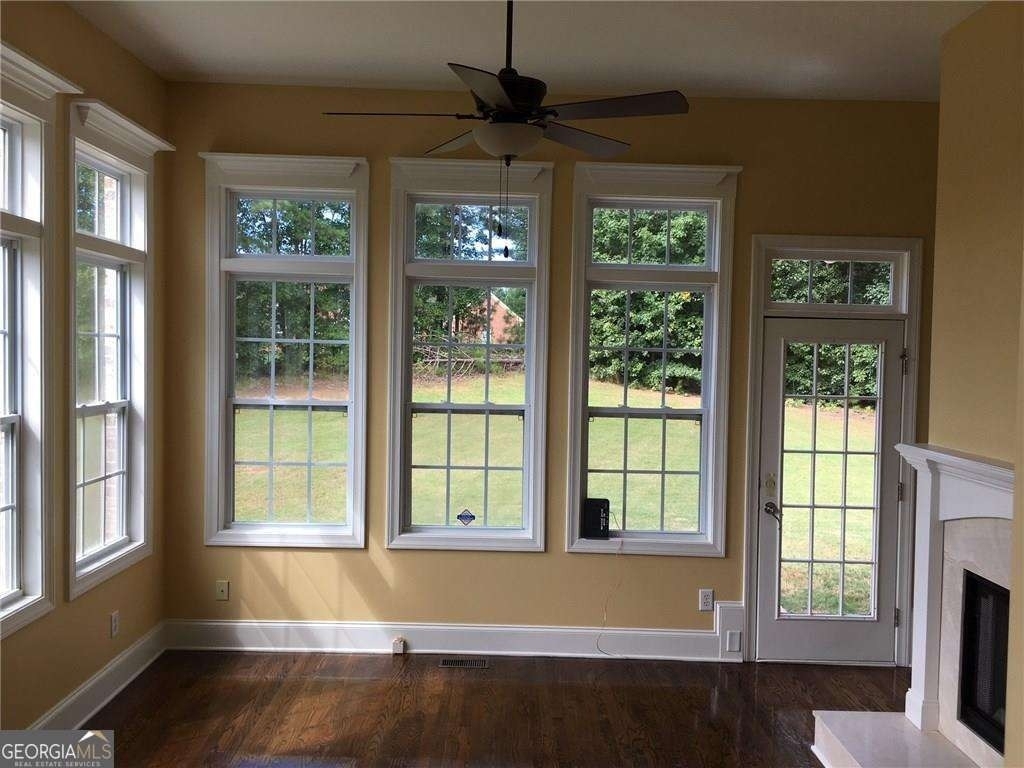 5575 Toccoa Drive - Photo 7