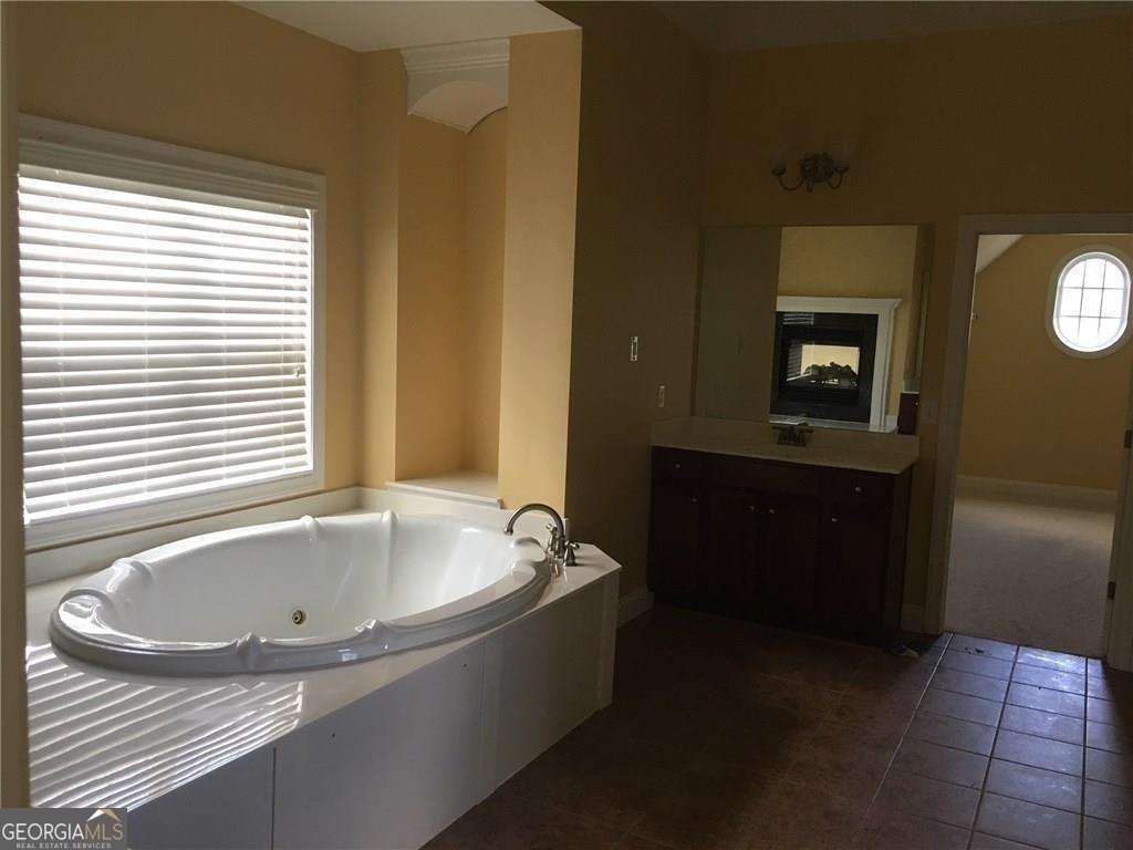 5575 Toccoa Drive - Photo 11