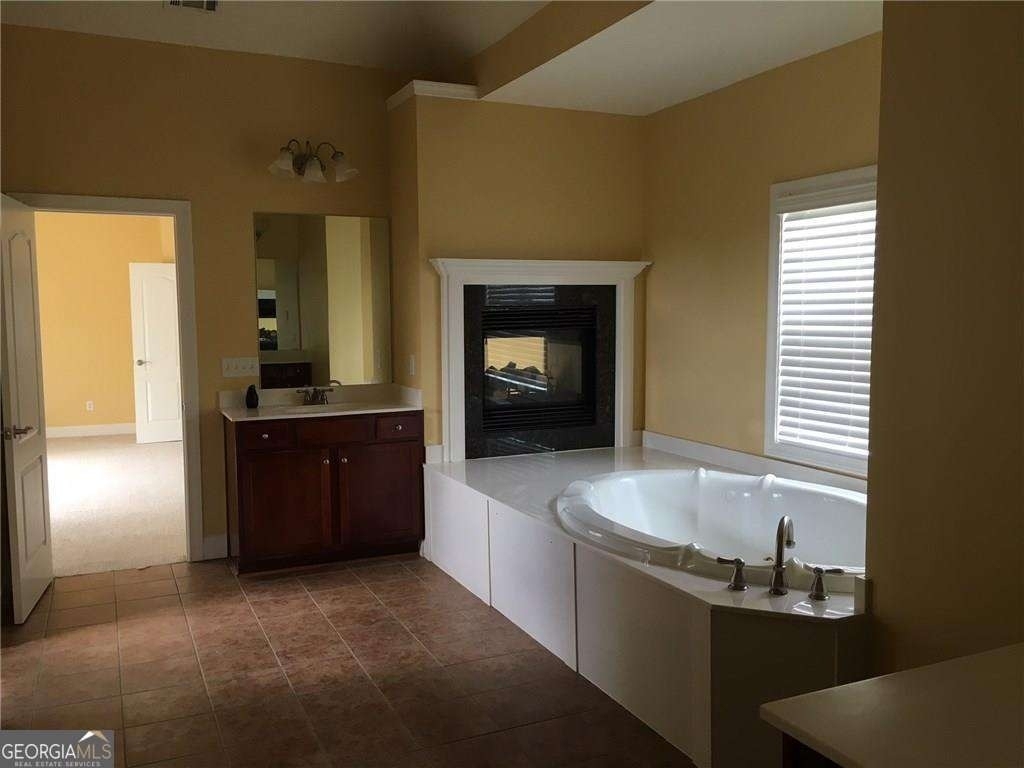 5575 Toccoa Drive - Photo 12