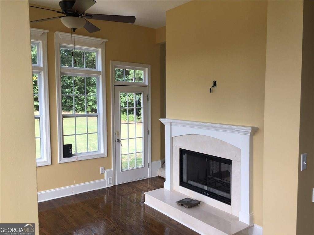 5575 Toccoa Drive - Photo 5