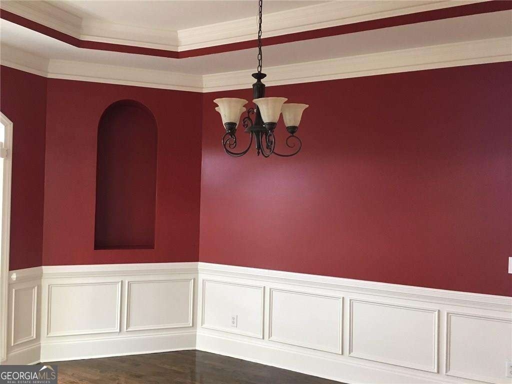 5575 Toccoa Drive - Photo 2