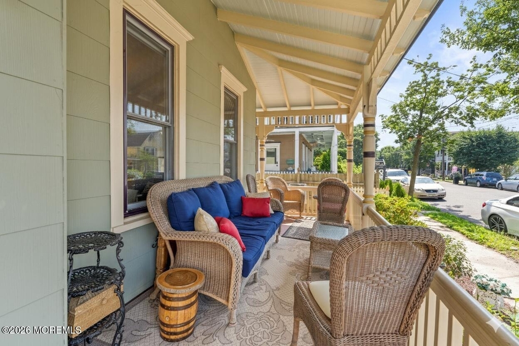 75 Webb Avenue - Photo 1