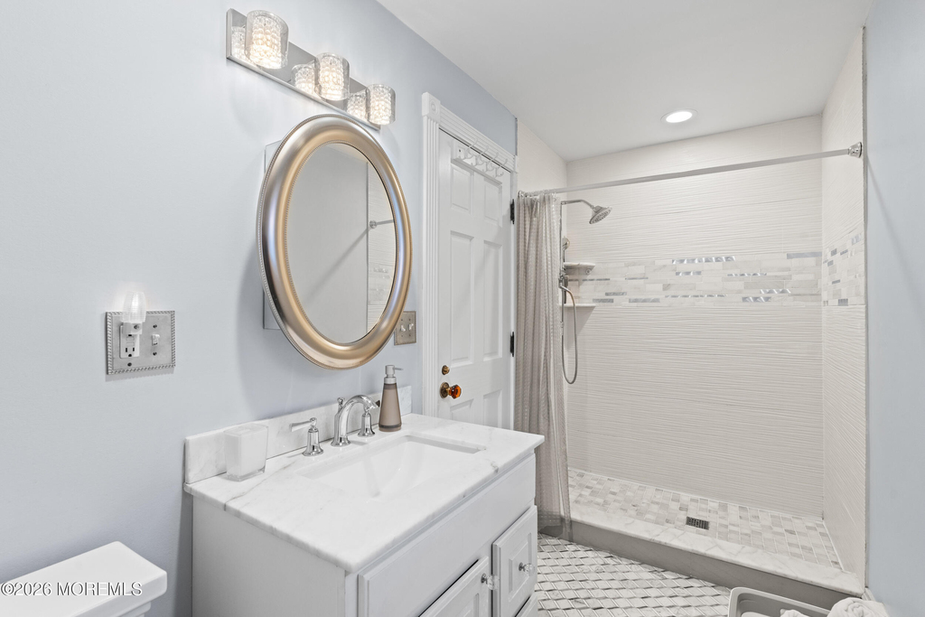 75 Webb Avenue - Photo 43