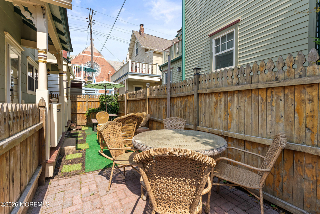75 Webb Avenue - Photo 24