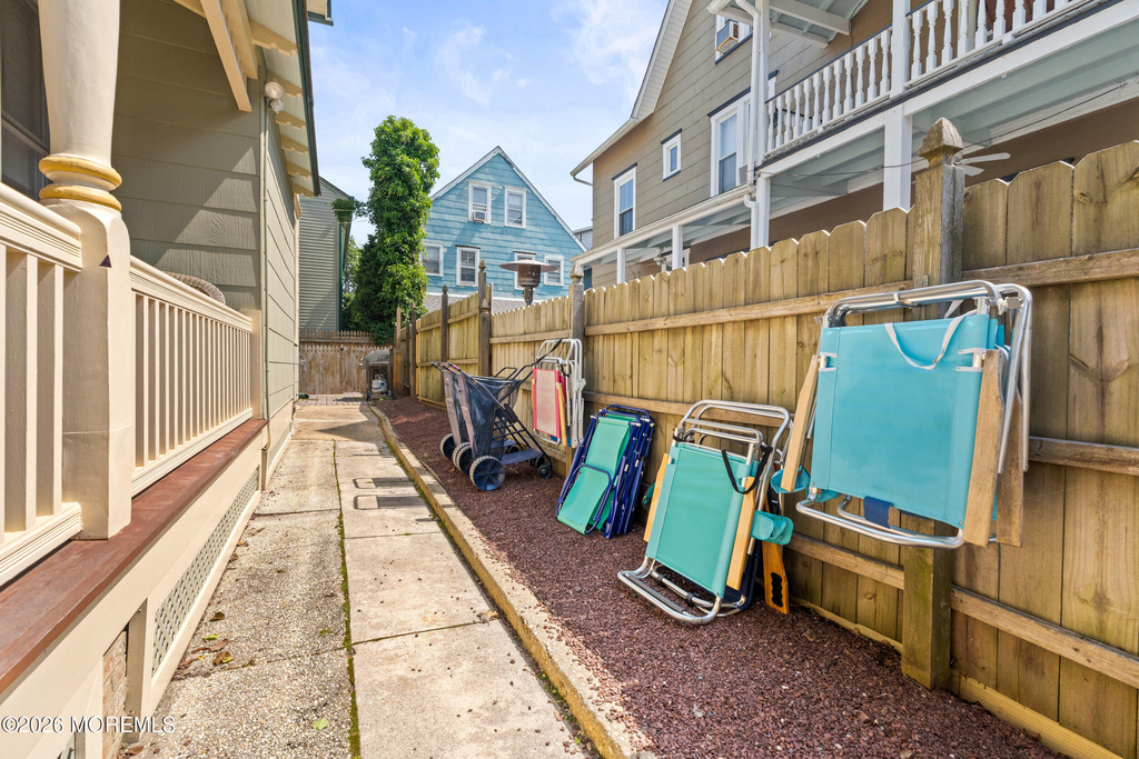 75 Webb Avenue - Photo 57