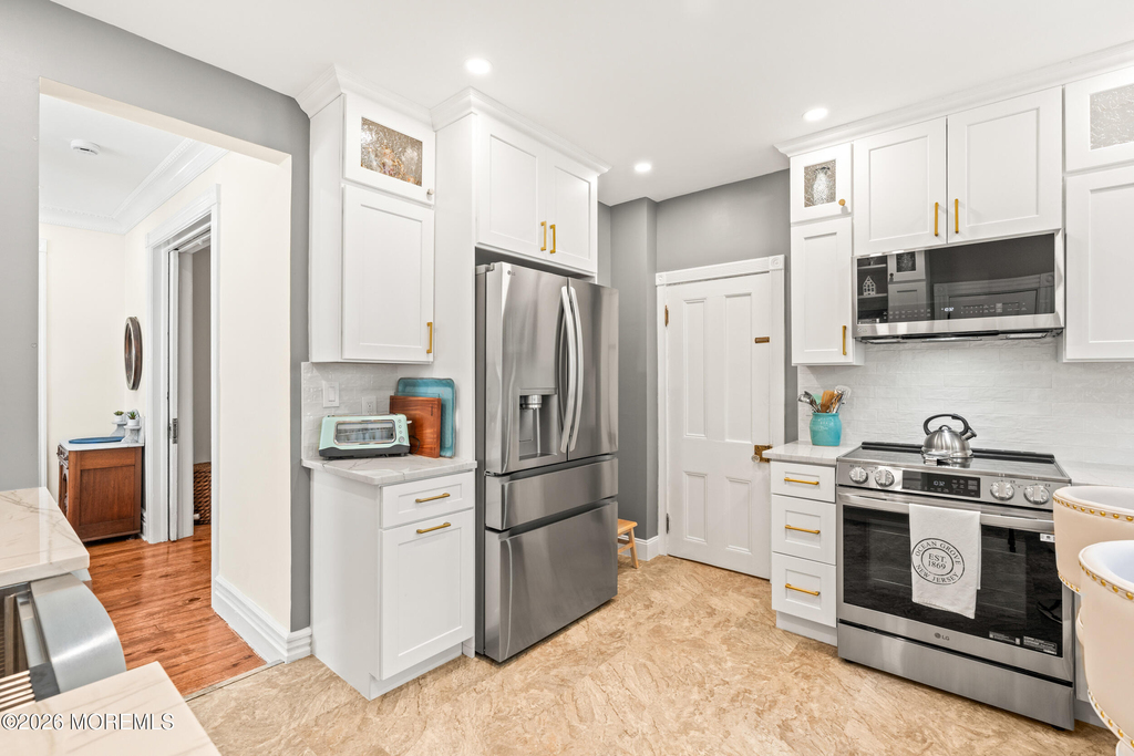75 Webb Avenue - Photo 17