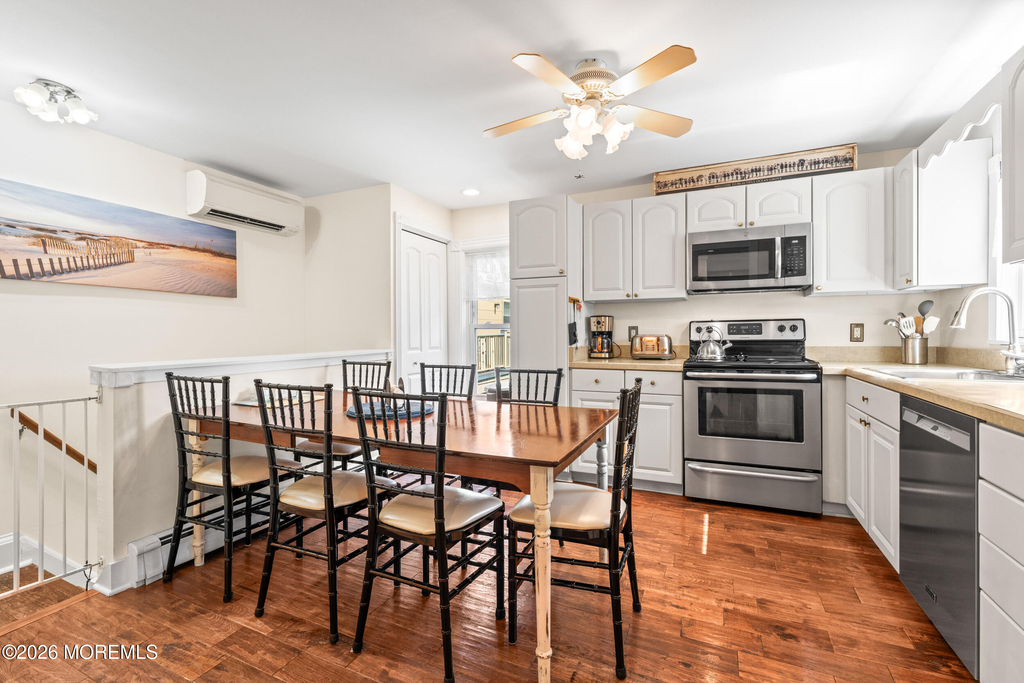 75 Webb Avenue - Photo 12