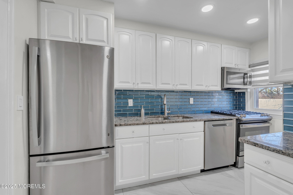 1001 Norwood Avenue - Photo 9