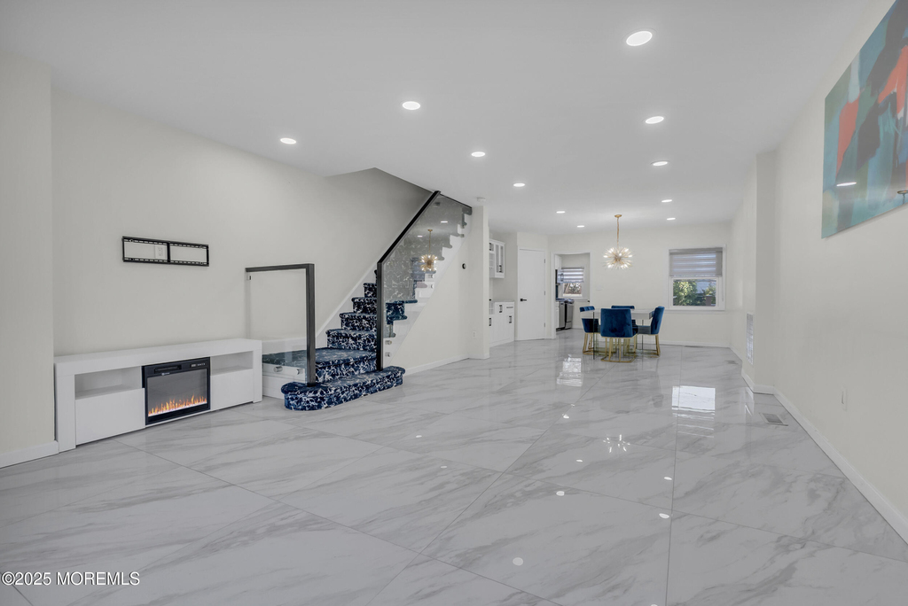 1001 Norwood Avenue - Photo 3