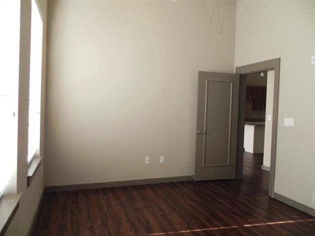 4320 Dickason Avenue - Photo 2