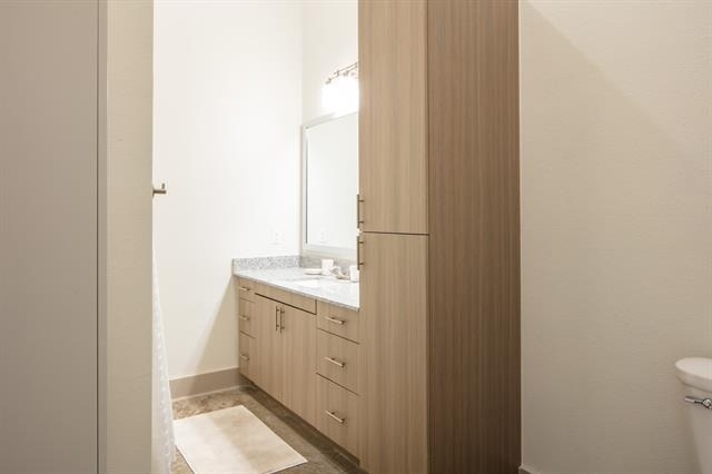 830 N Zang Boulevard - Photo 5