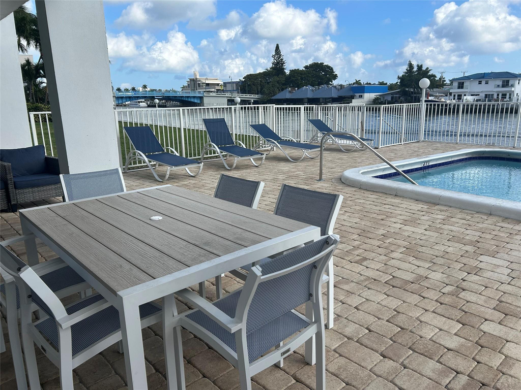 3100 Ne 49th Street - Photo 4