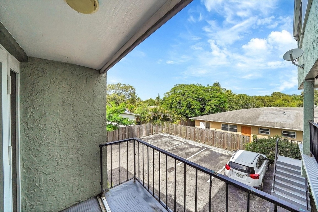 1005 Sw 15th Avenue - Photo 18