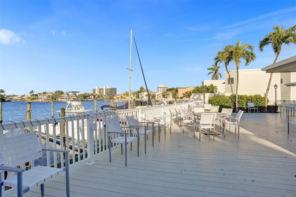 270 Captains Walk - Photo 74
