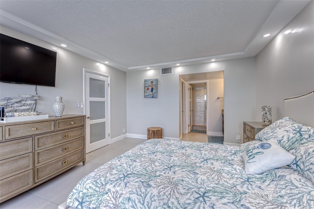 3900 Galt Ocean Drive - Photo 5