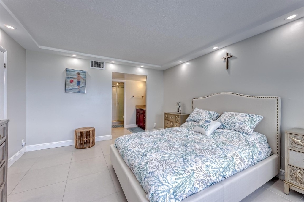 3900 Galt Ocean Drive - Photo 4