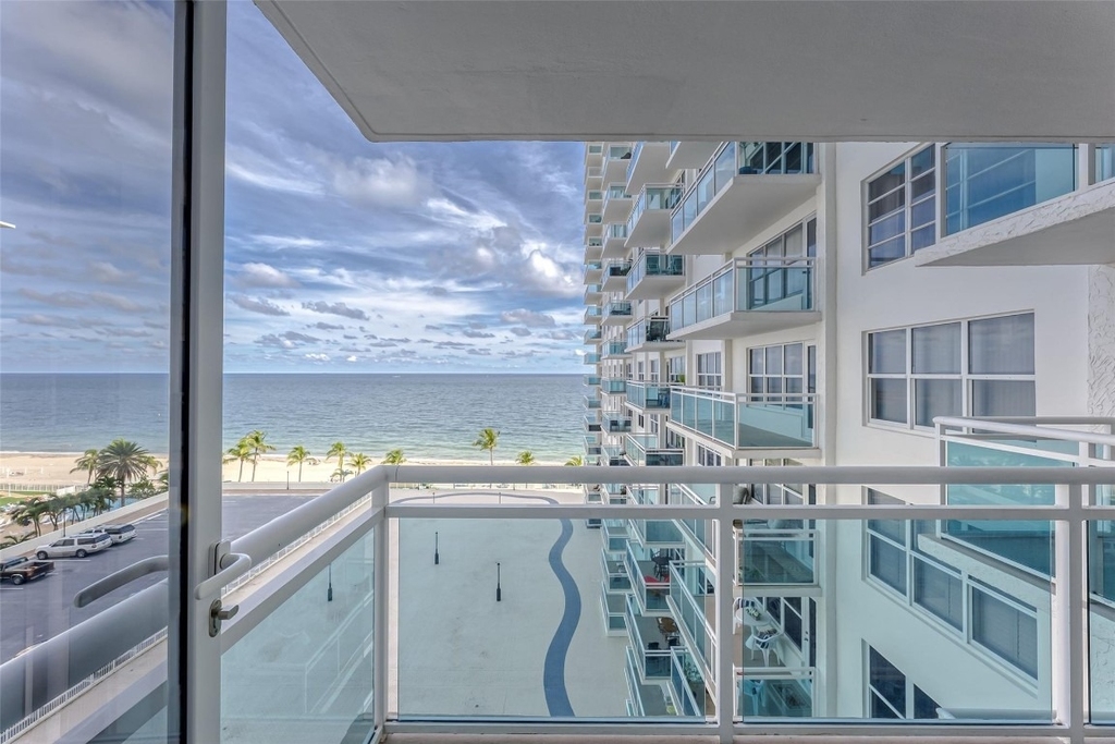 3900 Galt Ocean Drive - Photo 44