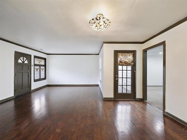 2824 Dyer Street - Photo 3