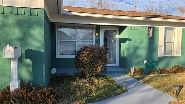 505 Storrs Street - Photo 1