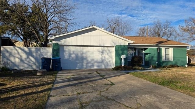 505 Storrs Street - Photo 0