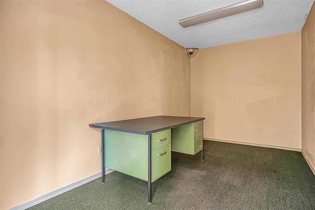901 W Ring Drive - Photo 6