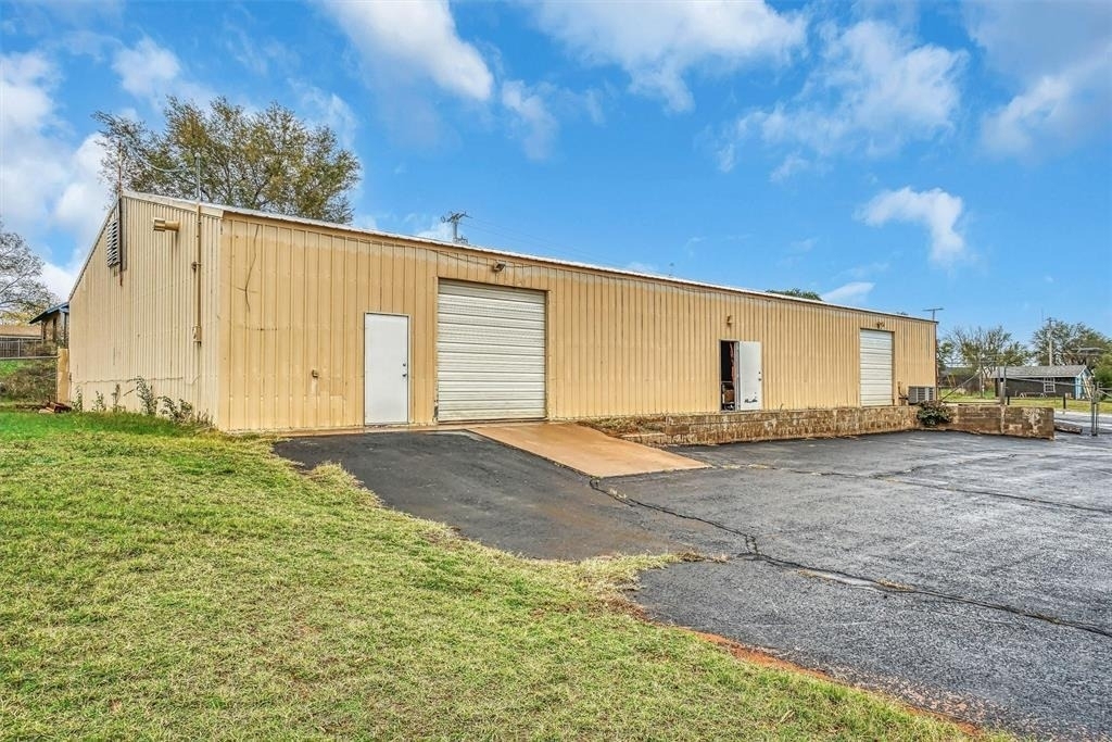 901 W Ring Drive - Photo 12