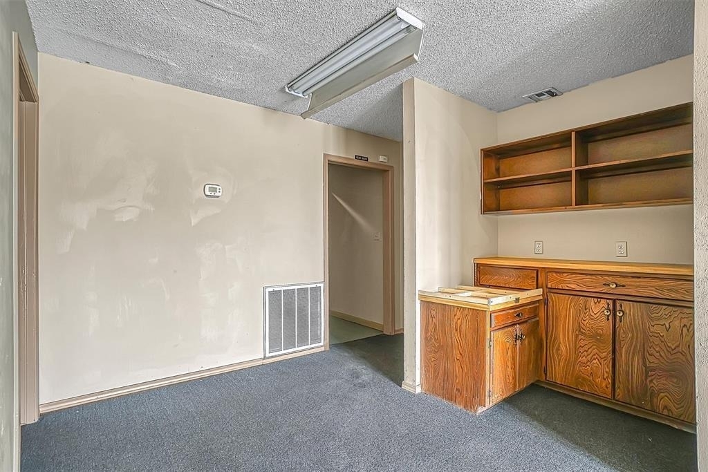 901 W Ring Drive - Photo 7