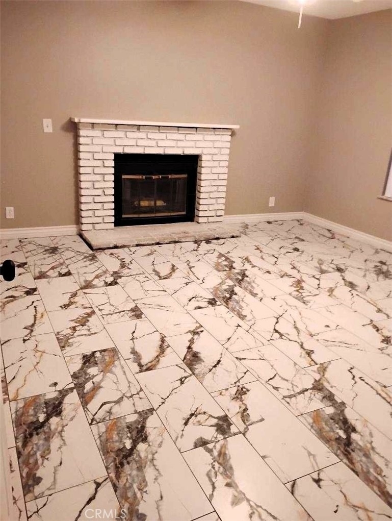 44755 Jefferson Court - Photo 3