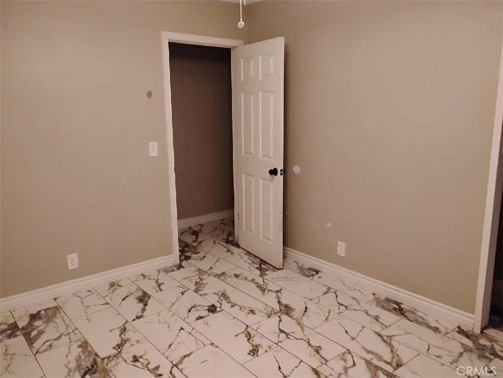 44755 Jefferson Court - Photo 8