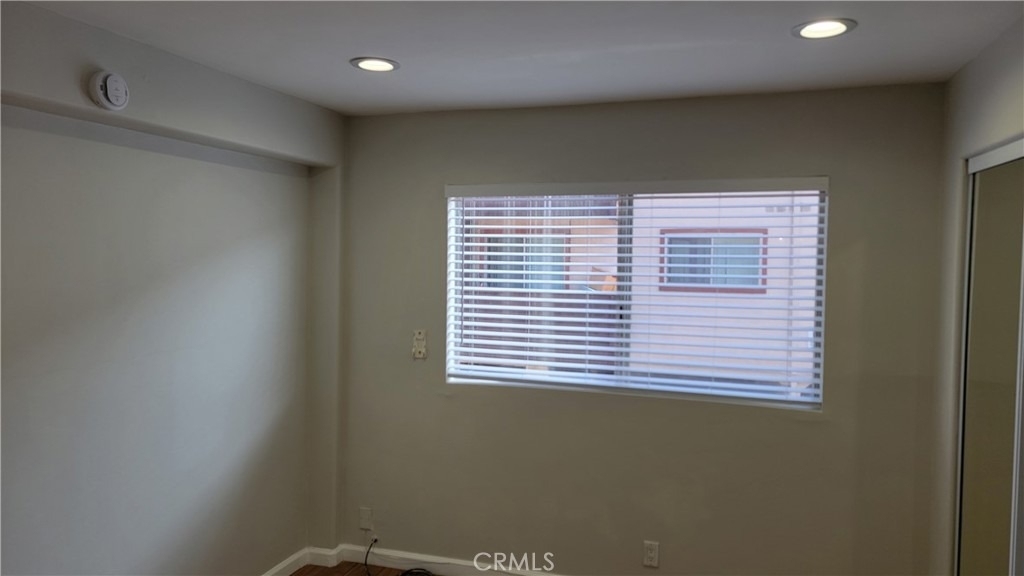 5403 Newcastle Avenue - Photo 15