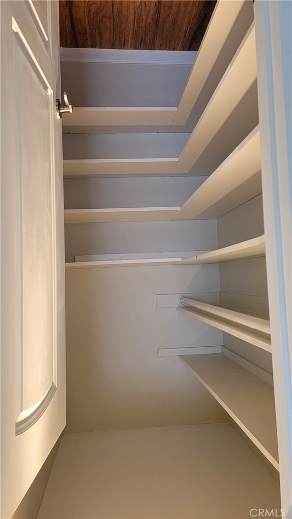 5403 Newcastle Avenue - Photo 18