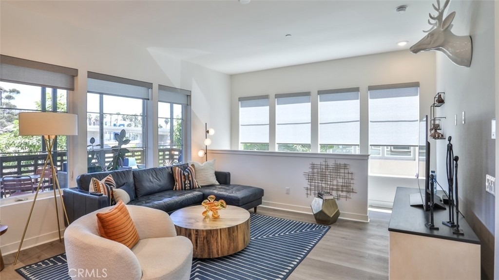 1207 Doheny Way - Photo 7