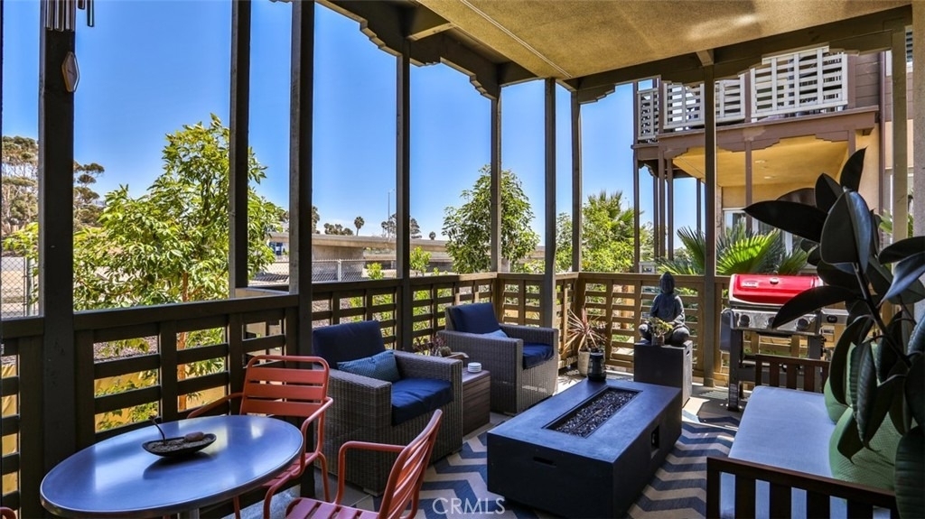 1207 Doheny Way - Photo 21