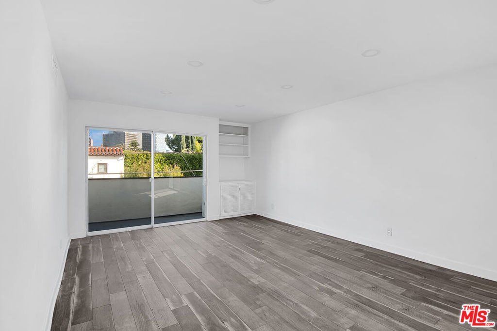 1610 S Beverly Glen Boulevard - Photo 6