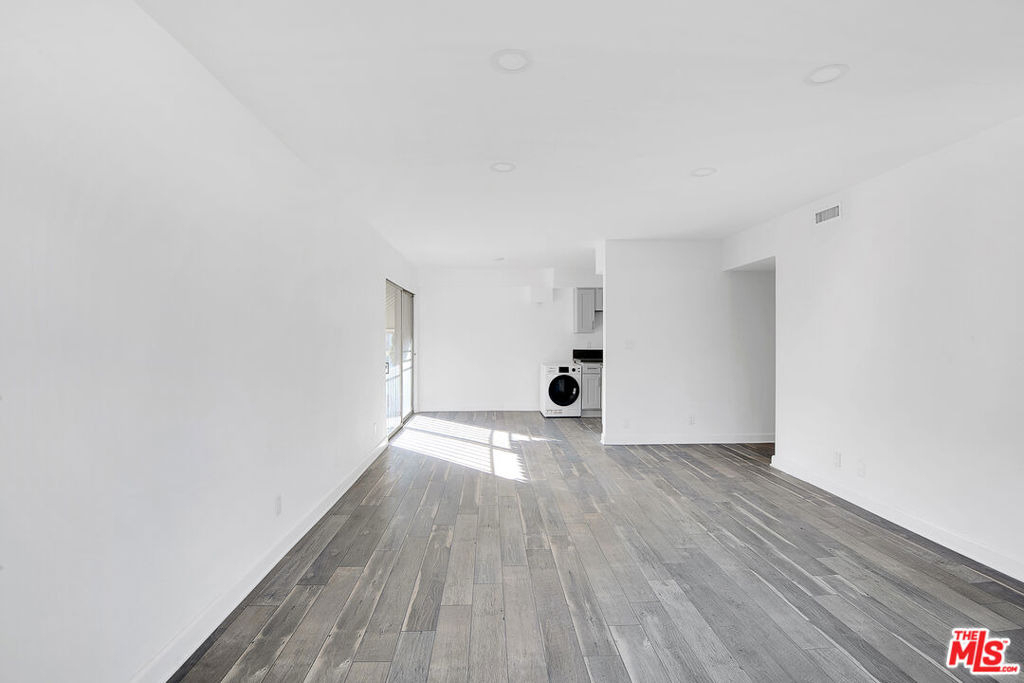 1610 S Beverly Glen Boulevard - Photo 5
