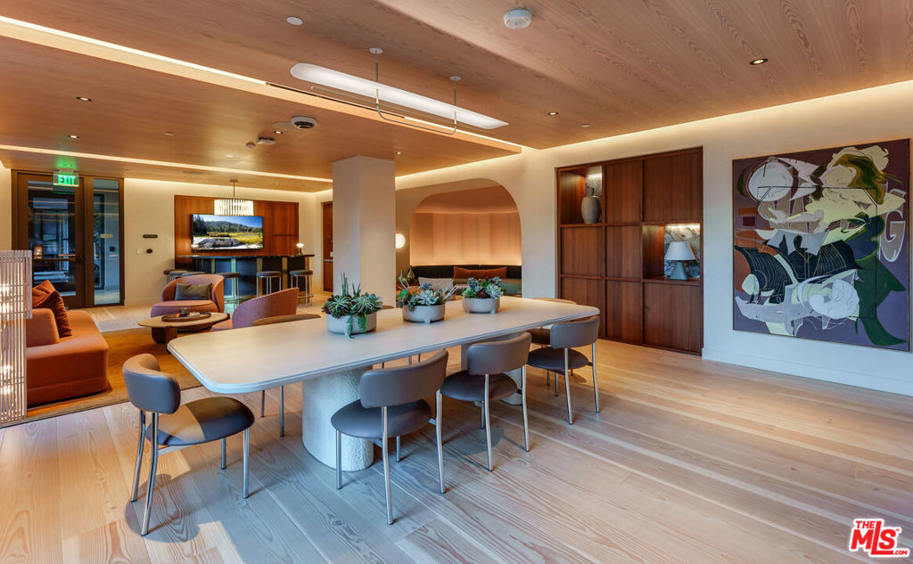 700 Broadway - Photo 16