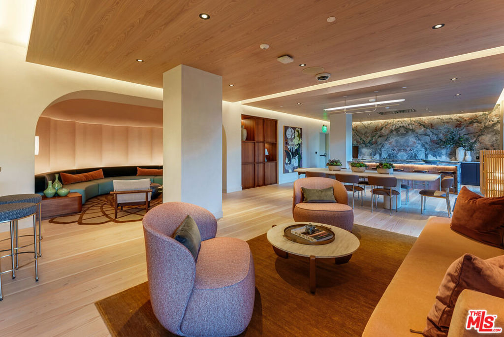 700 Broadway - Photo 14