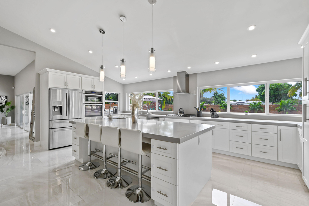 7101 W Lake Drive - Photo 9