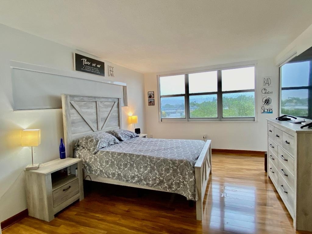 1750 Ne 191st Street - Photo 19