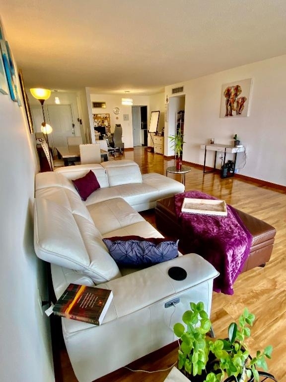 1750 Ne 191st Street - Photo 6