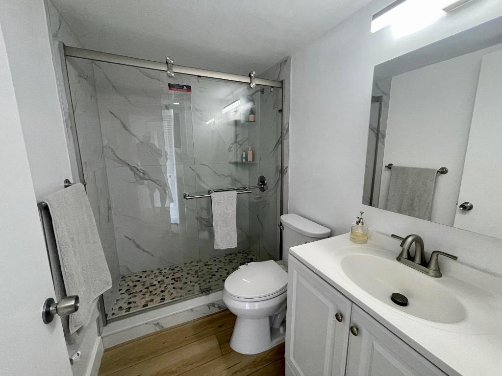 1100 Crystal Lake Drive - Photo 11