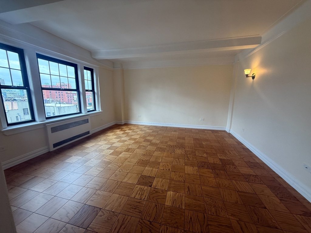 The Gansevoort - Luxury Studio - Photo 0